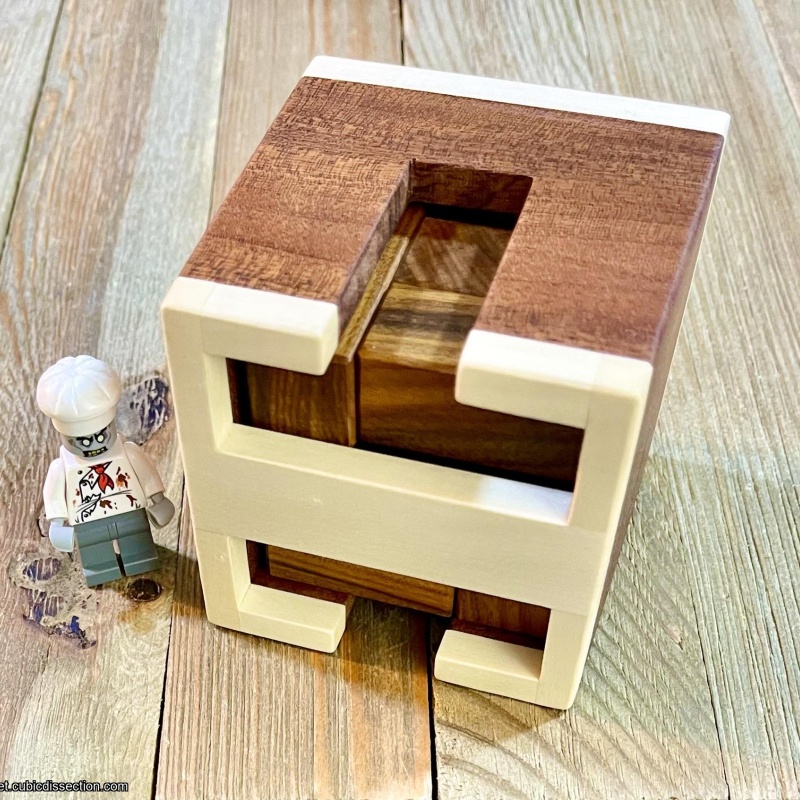 Pillar Packing Puzzle by Alexander Magyarics