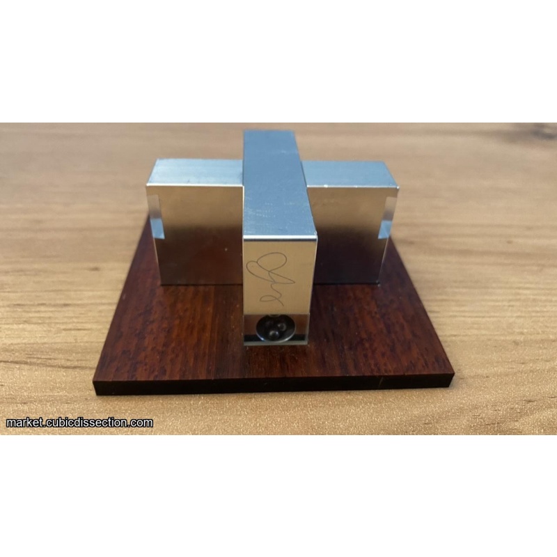 Sweta Cross