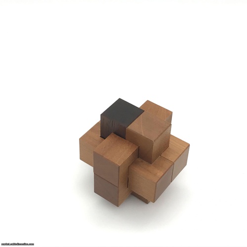 Disguised Burr by Emil Askerle