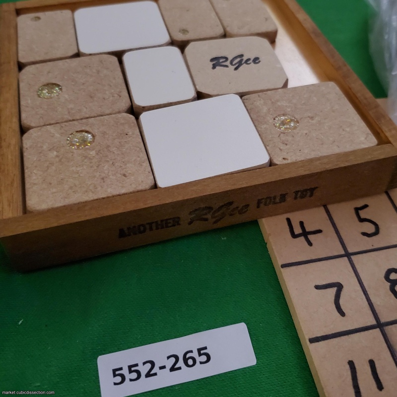 Sliding Jewels, Sliding Diamonds by RGee [552-265]