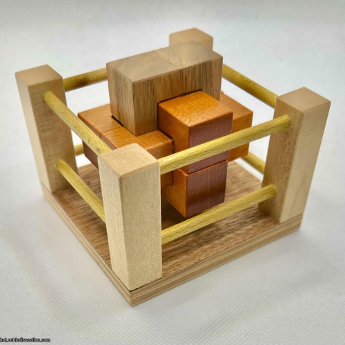 Fenced Burr By Yavuz