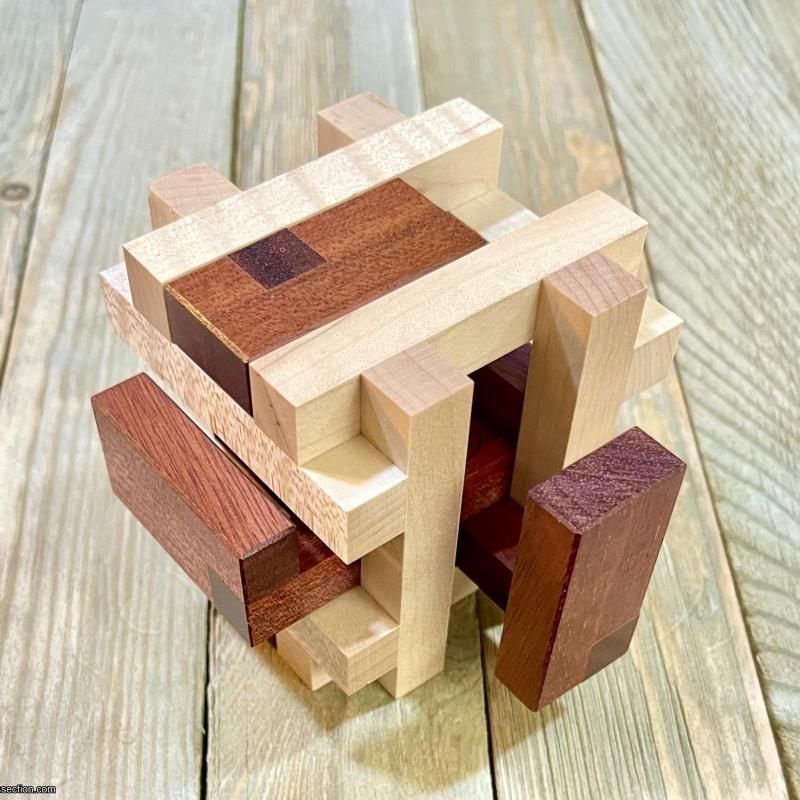 Triaxe Burr Puzzle by Stephane Chomine