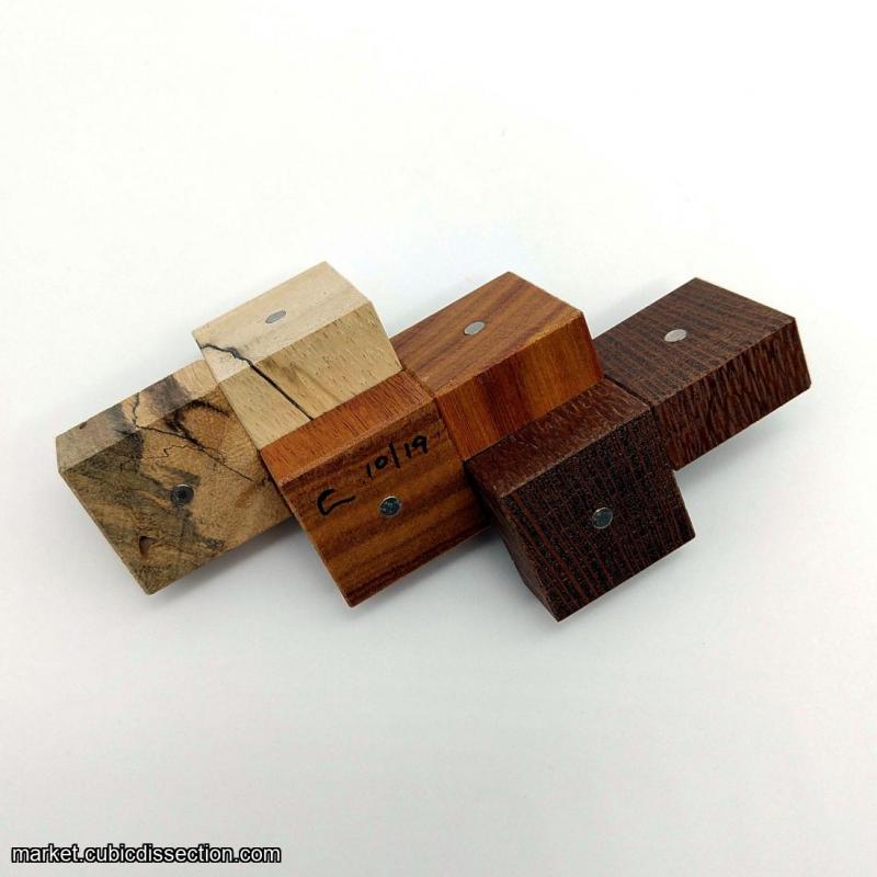 Unique Three Cubes by Kohno Ichiro (2)