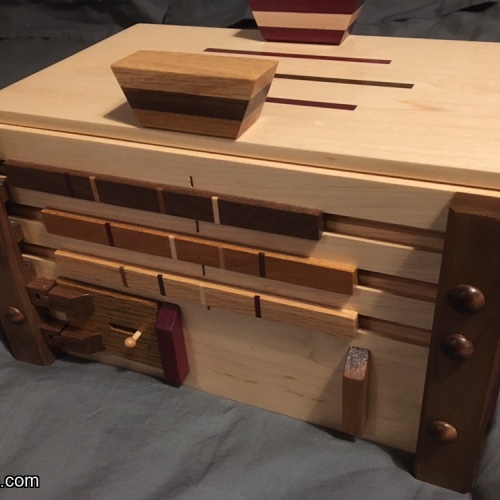 Side Swiper Box - Hughbanks puzzle boxes