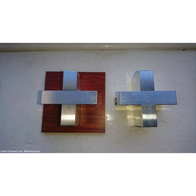 Wil Strijbos - Aluminium & Sweta Cross