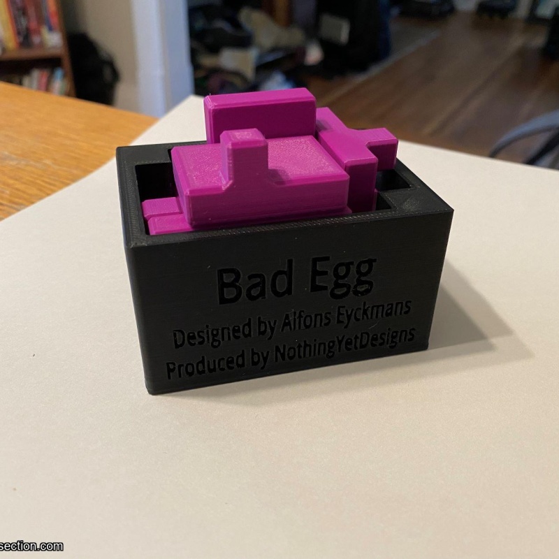 Bad Egg by Alfons Eyckmans