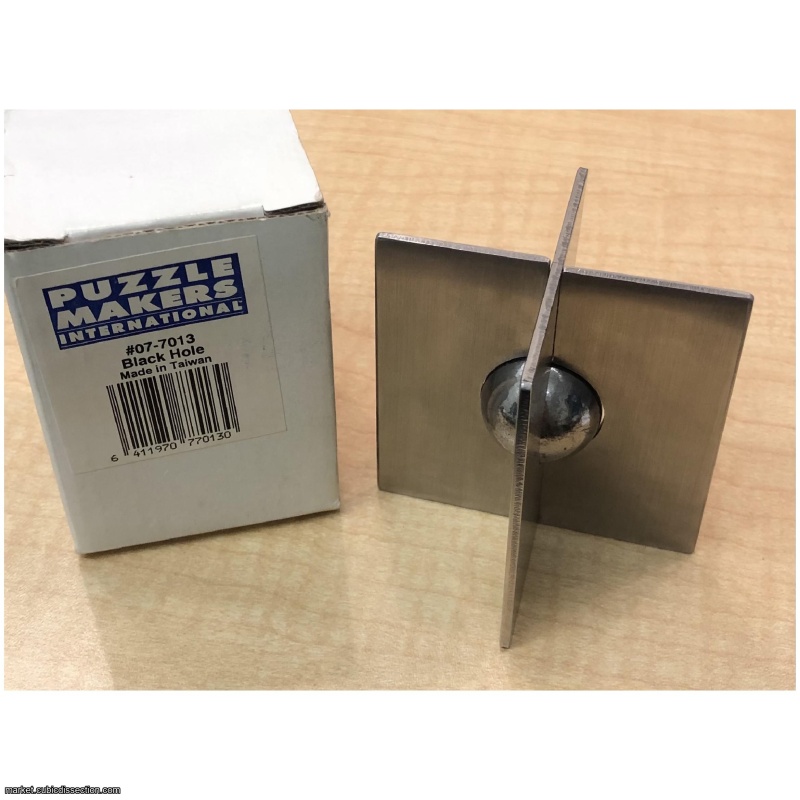 Black Hole - by Engel/Strijbos