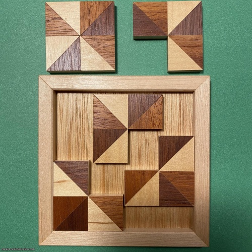 Bovril Colour and Square Puzzle, IPP19 (1999) exchange puzzle made by Wayne Daniel