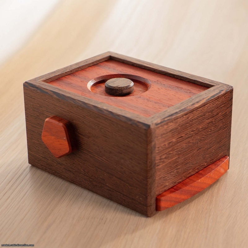 Boxed in - Dedwood crafts