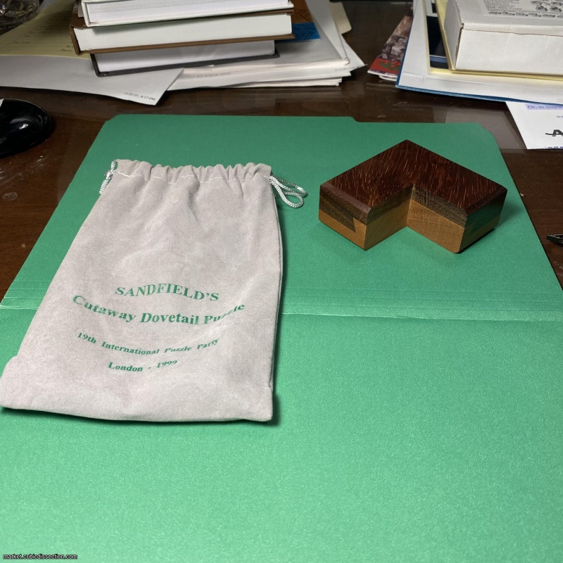 Sandfield's Cutaway Dovetail Puzzle, IPP19 (1999) exchange puzzle made by Perry McDaniel