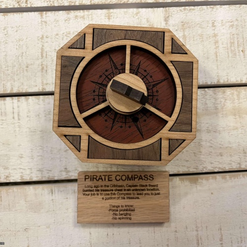 Pirates Compass - LE #01