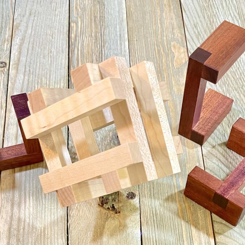 Triaxe Burr Puzzle by Stephane Chomine