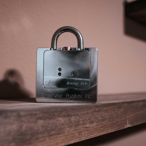 Revenge Lock (Wanderer)