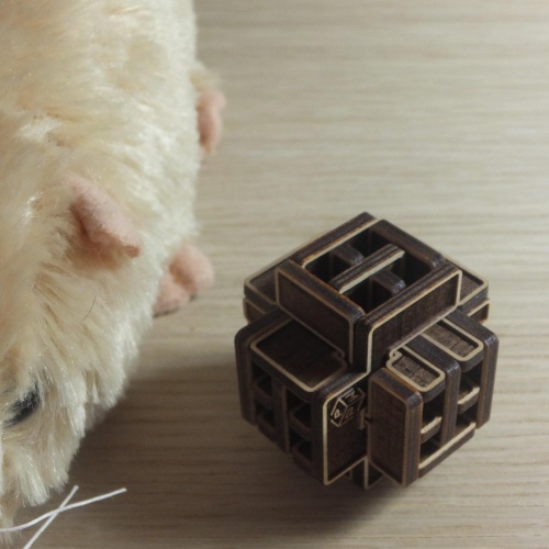 Tubular Burr Box  : Manufacture Lee Krasnow - Walnut Version