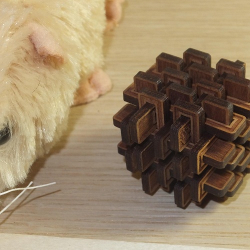 Knot Mass : Design Oskar, Manufacture Lee Krasnow - Walnut Version