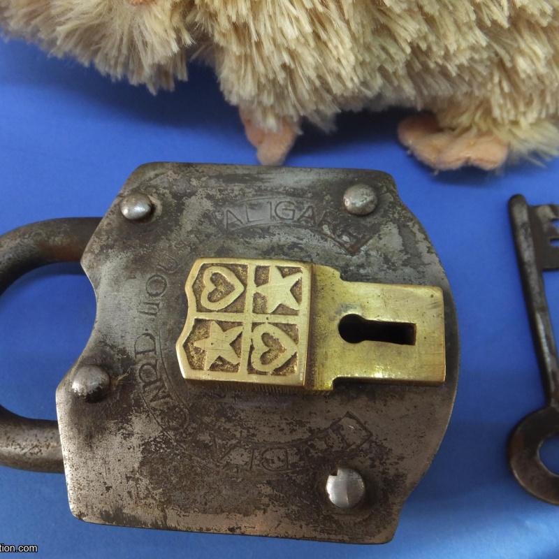 Trick Padlock #3 "Aligarh : Guard House"