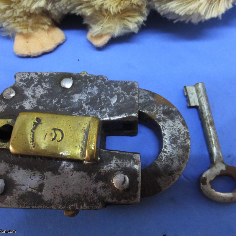 Trick Padlock #13 : 6 Levers 07
