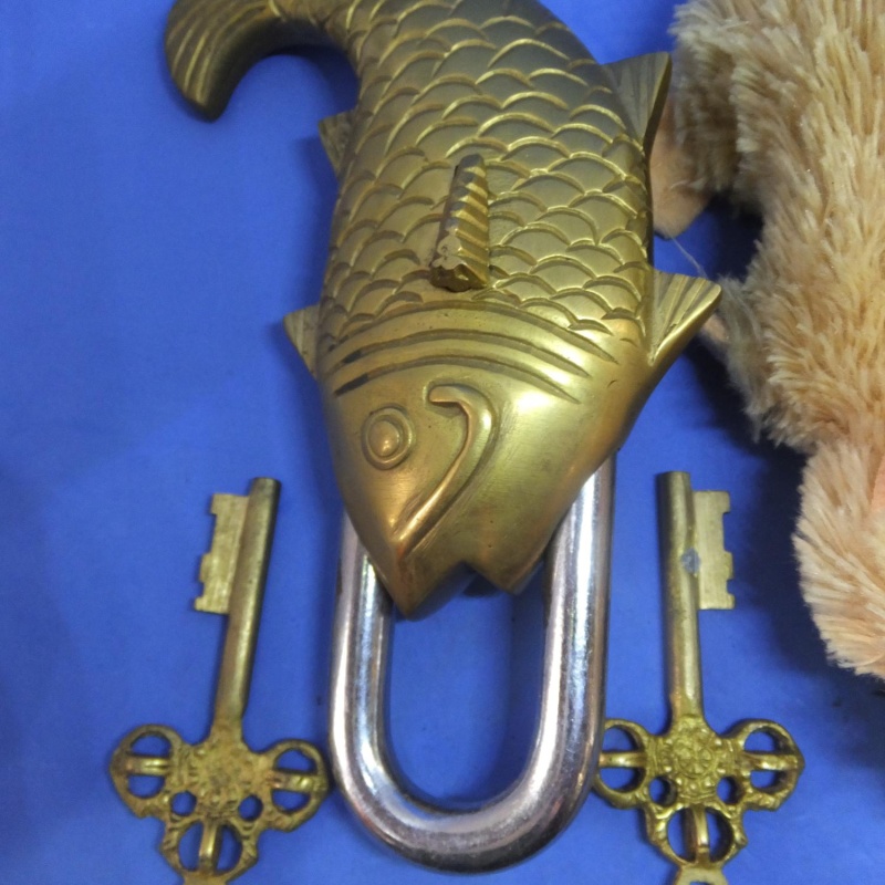 Trick Padlock #19 : Fishy