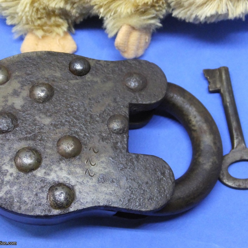 Trick Padlock #27 : 6 Levers Harrison No 134