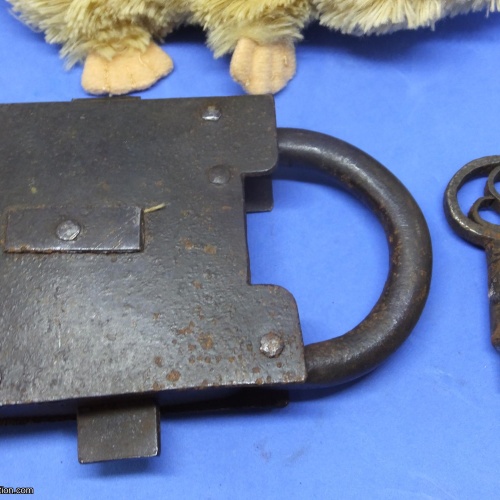 Trick Padlock #29 : No markings