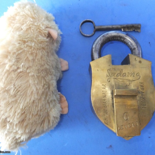 Trick Padlock #10 "K.R.Subbiahnadar Sudama Karai Kudi 6 Levers"
