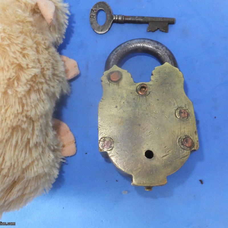 Trick Padlock #29 "6 Levers"