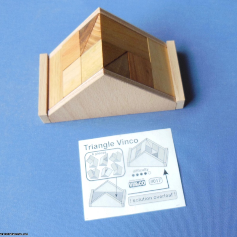 Triangle puzzle by Vinco