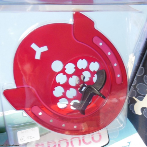 Bronco by Oskar van Deventer