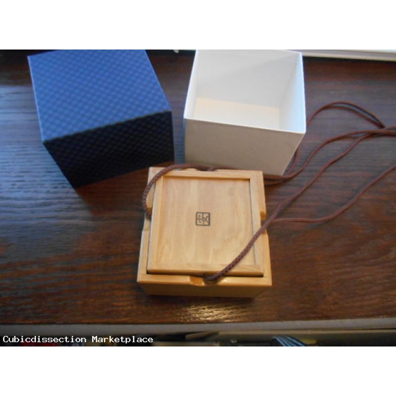 String Box IV (2016 Christmas Karakuri gift) - Kamei