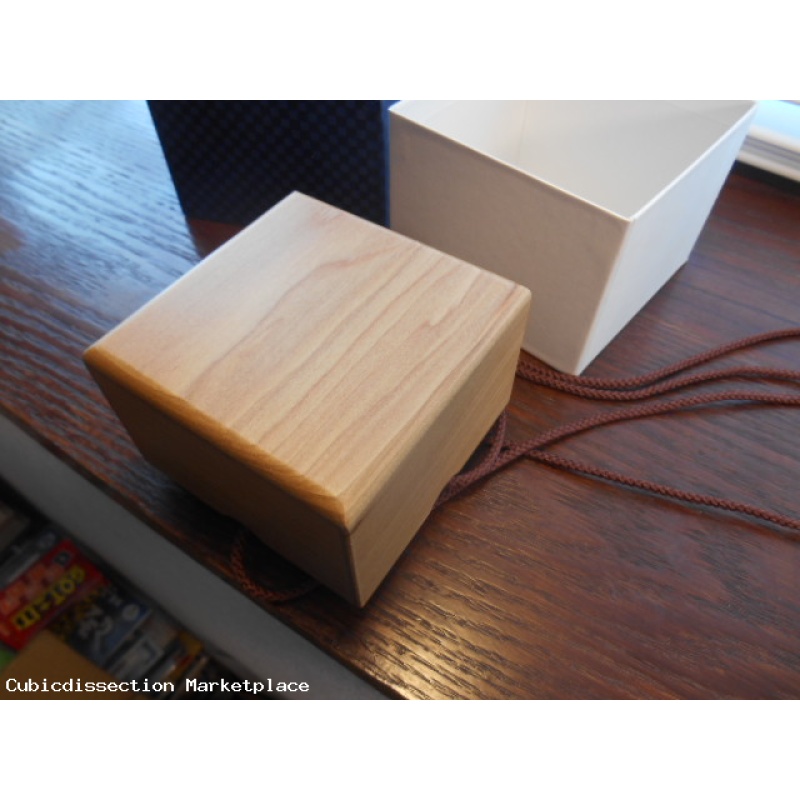 String Box IV (2016 Christmas Karakuri gift) - Kamei