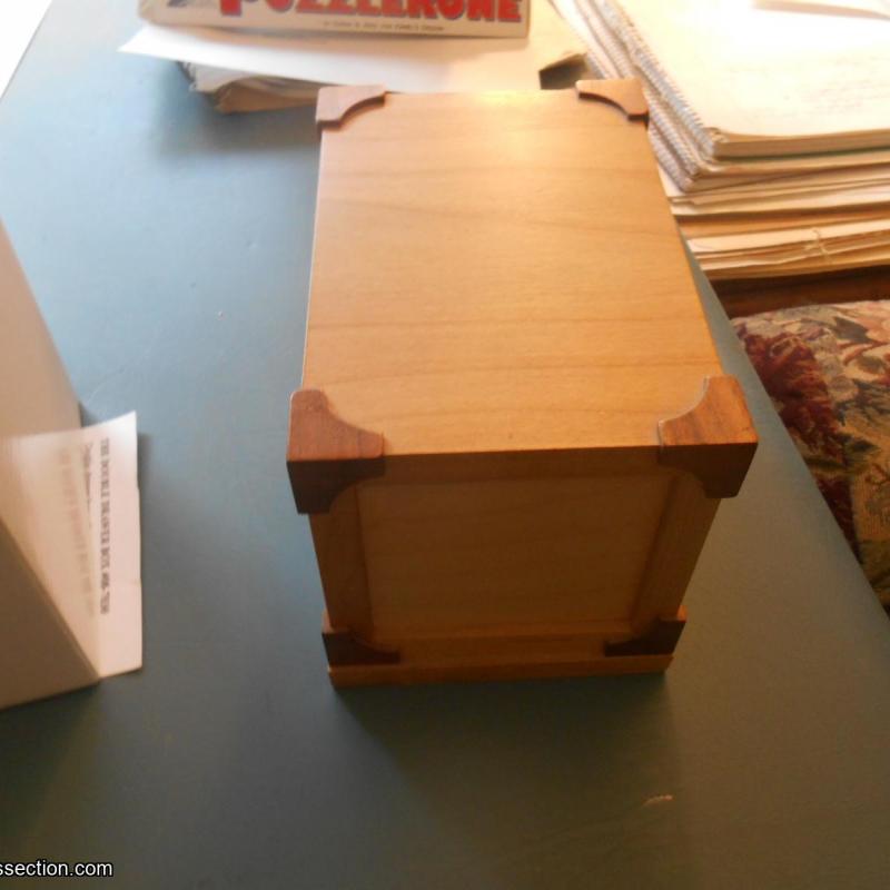 Double Drawer Box, Akio Kamei