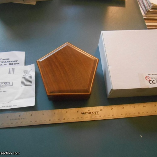 Pentagon Box,  Akio Kamei, B&P #08-7265