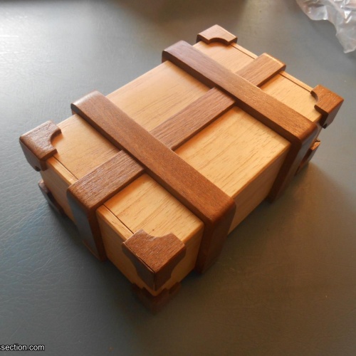 Treasure Chest,  Akio Kamei