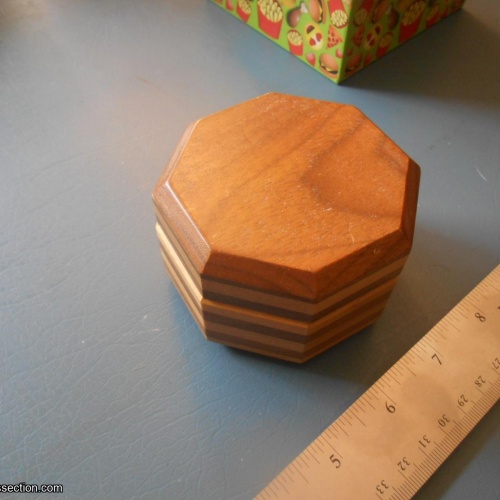 The Octagon Box  Akio Kamei, B&P #08-G7330