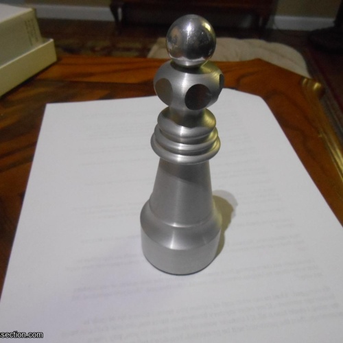 The Queen - Marcel Gillen - Bits and Pieces