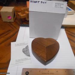 Heart Box, B&P  07-7113