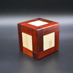 Cube in Cube - Jean-Claude Constantin