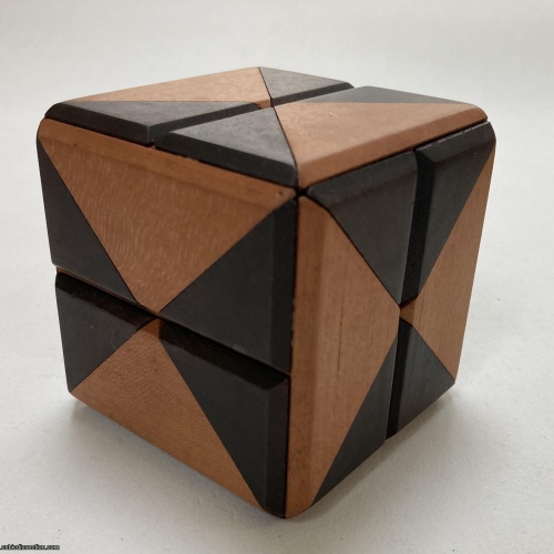 Diagonal Cube