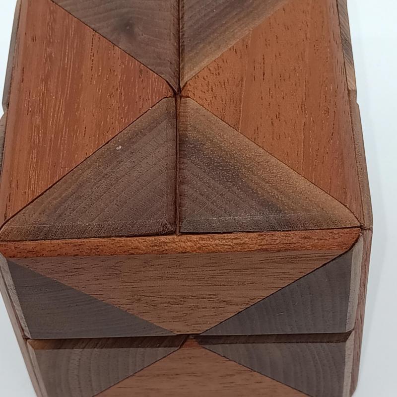 Diagonal Cube : Stewart Coffin
