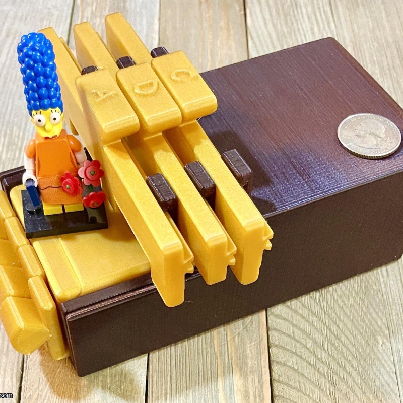 Blind Box by Diniar Namdarian