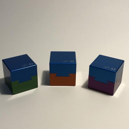 Dove tail cube set