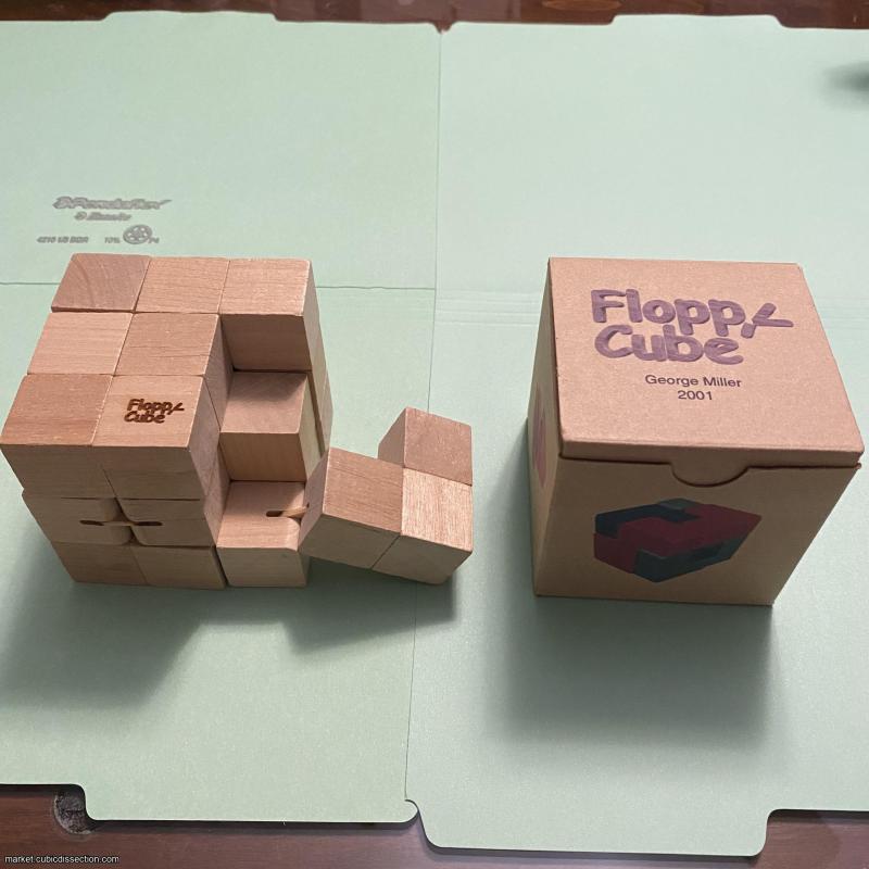 FLoppy Cube, IPP21 (2001) exchange puzzle by George Miller