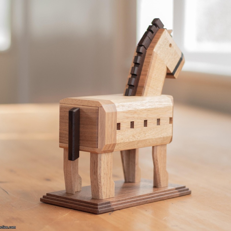 KARAKURI - A horse with a warrior