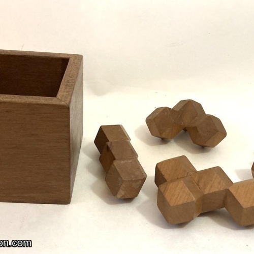 Setting Hen by Stewart Coffin (STC 61)