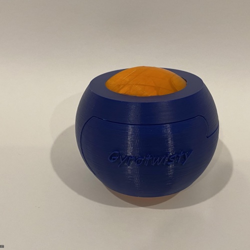 GyroTwisty by Diniar Namdarian