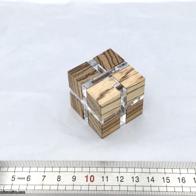 Band Cube