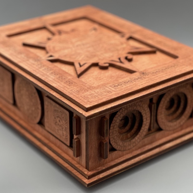 Mayan Box by Benno