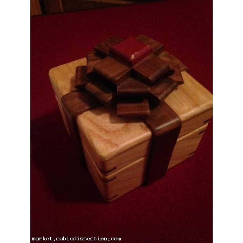 Kamei Ribbon Box