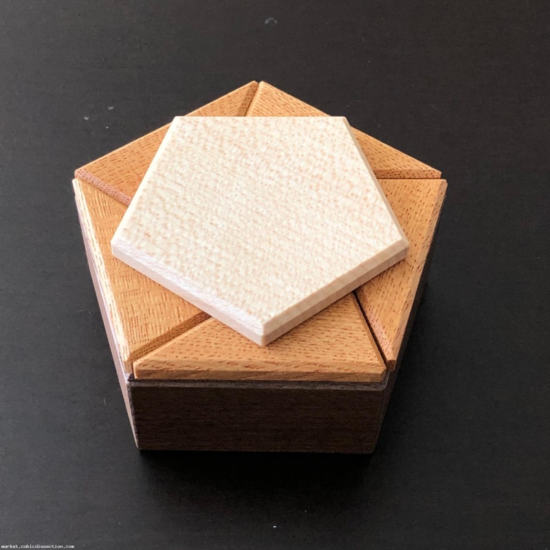 Top Star Karakuri Box - Christmas present from 2018