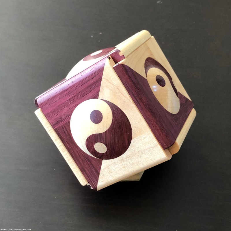Yin-Yang - Rare version- Karakuri Box by Kawashima